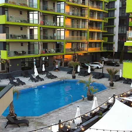 Moon Sea View Apartment - Spa N Pools Resort Mamaia Exterior photo
