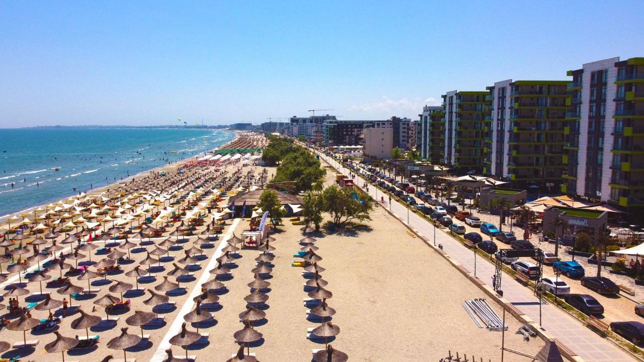Moon Sea View Apartment - Spa N Pools Resort Mamaia Exterior photo